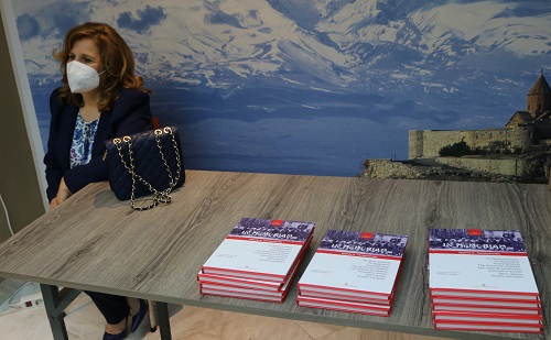 ARMENIKO.KENTRO.ARMENOPOYLIA.BIBLIO.8.5.2022.IMG 9835 2