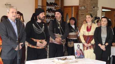 EVIA.KOMNHNOI.XOROS.9.2.20201
