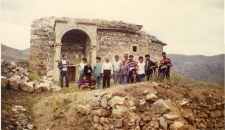 MOISIADIS.PANAGIOTHS.EKKLHSIA.KARMOYT