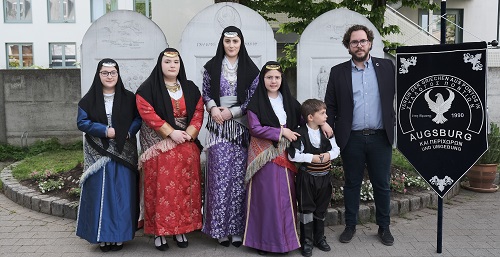 MONAXO.BABAYRIA.OIKOYMENIKO.MNHMOSYNO.19.5.2023 4