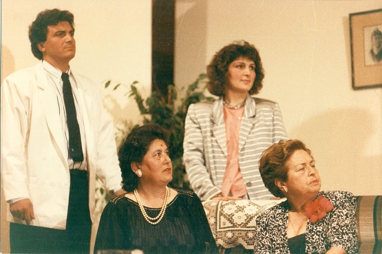 PSATHAS.ARGONAFTAI.KOMNHNOI.NTYSELDORF.1988.STRABOXYLO.THEATRO.08 3