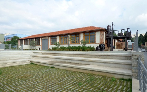 THESSALONIKH.ISXALANE.ANOIGAR.MNHMHS