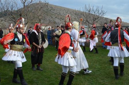 MOMOEROI.KOTSAMANIA.TETRALOFOU.DSC 0061