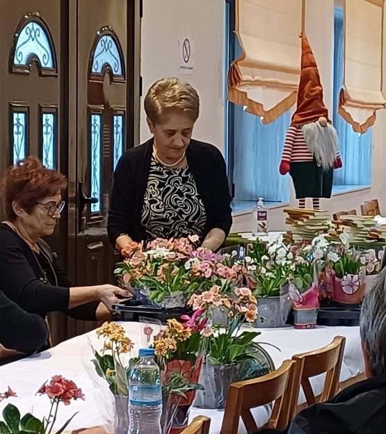 NEA.SANTA.GYNAIKA.3 1