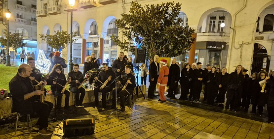 PEFKA.RIZES.XRISTOYGENNA.22.12.2025 2