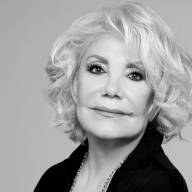 ΠΟΕ: Αποχαιρετισμός στη Μεγάλη Κυρία του Ελληνικού Τραγουδιού, Μαρινέλλα